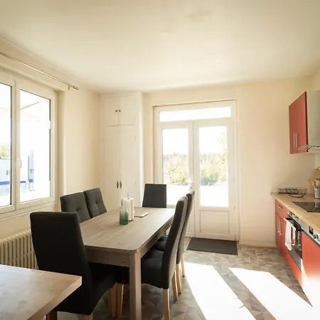 Charite Haut Logement Entier Avec Jardin, Au Pied D'angouleme *