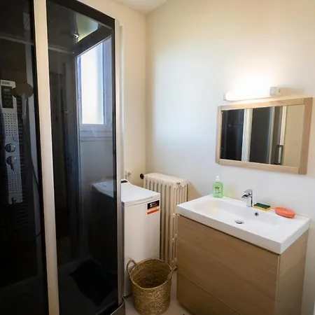 Charite Haut Logement Entier Avec Jardin, Au Pied D'angouleme בית נופש אנגולם