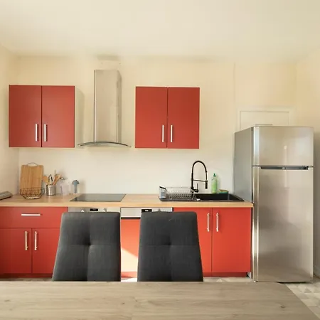 Charite Haut Logement Entier Avec Jardin, Au Pied D'angouleme